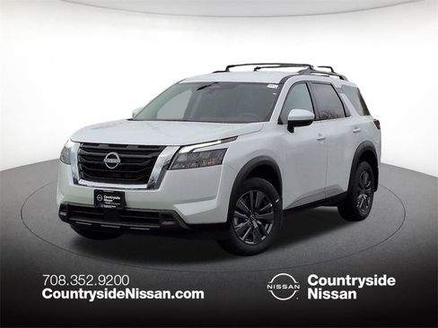 New 2025 Nissan Pathfinder SV image 1