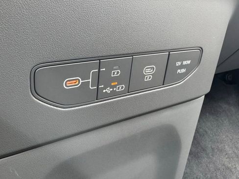 New 2026 Kia EV9 Wind image 27