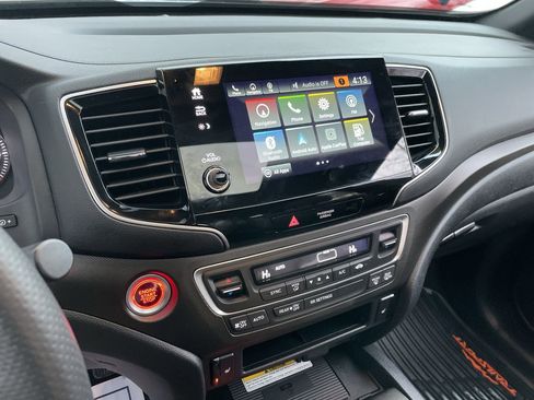 Used 2022 Honda Passport TrailSport image 32