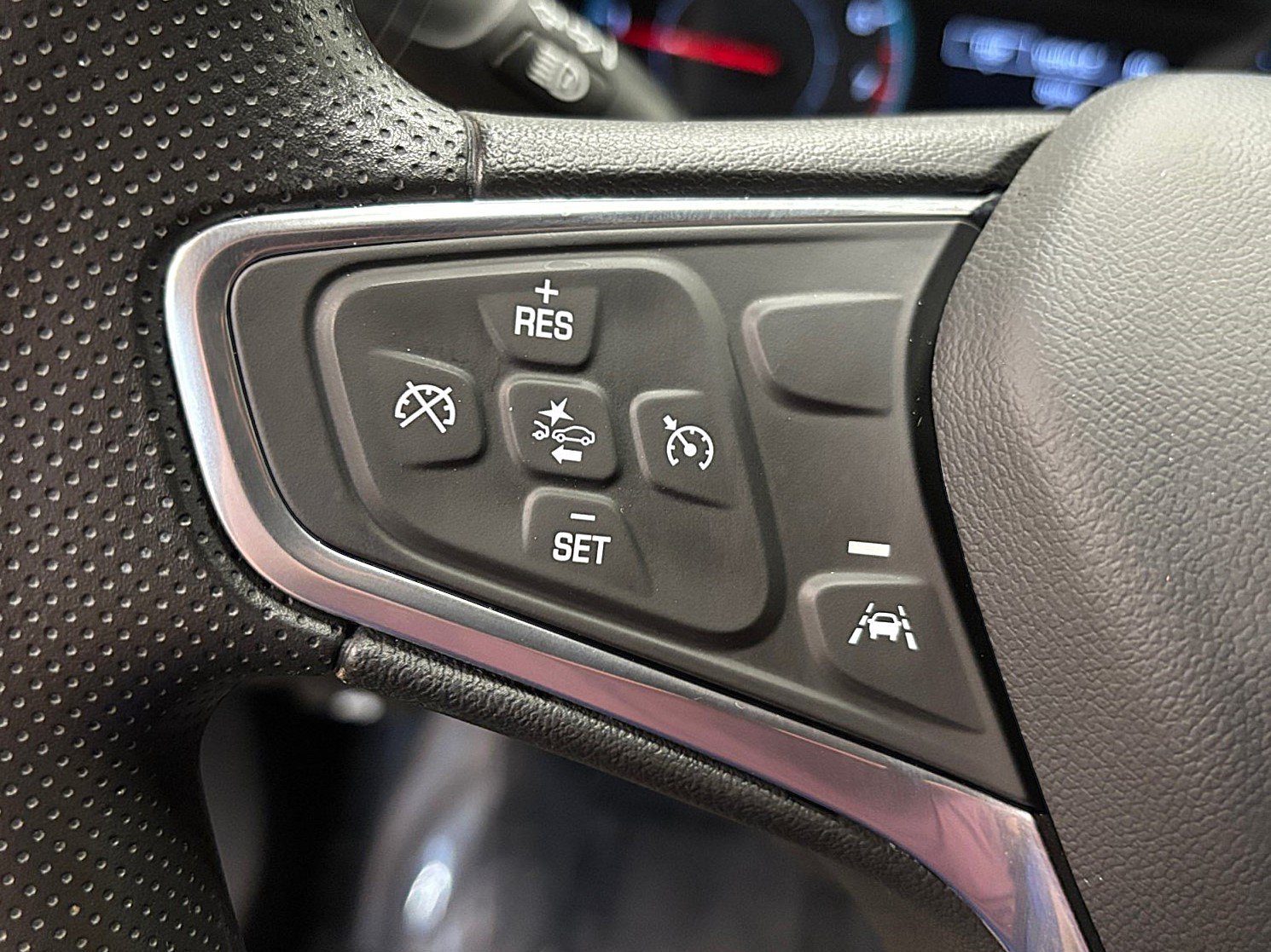Used 2023 Chevrolet Malibu LT FWD image 31