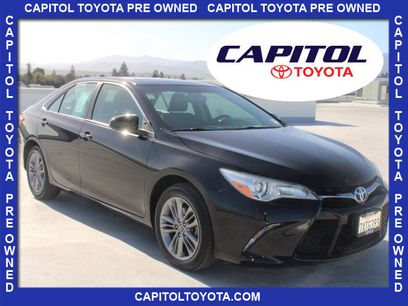 Used 2017 Toyota Camry SE w/ Moonroof Package
