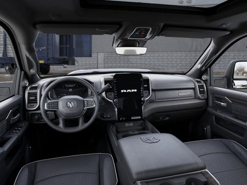 New 2026 RAM 2500 Laramie AWD/4WD image 14