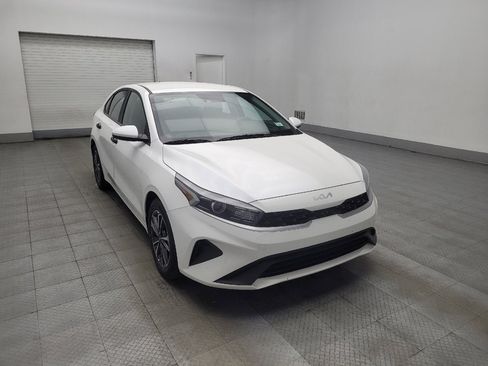 Used 2024 Kia Forte LXS image 13