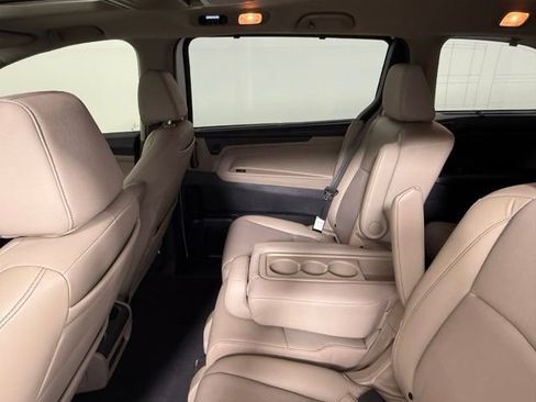 Used 2021 Honda Odyssey Touring image 38