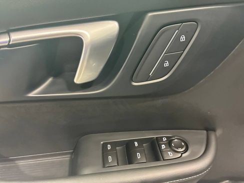 Used 2026 Buick Enclave Preferred AWD/4WD image 20