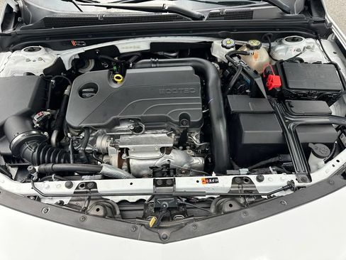 Used 2023 Chevrolet Malibu LT FWD image 34