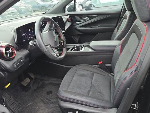 Used 2024 Chevrolet Blazer EV RS AWD/4WD image 5
