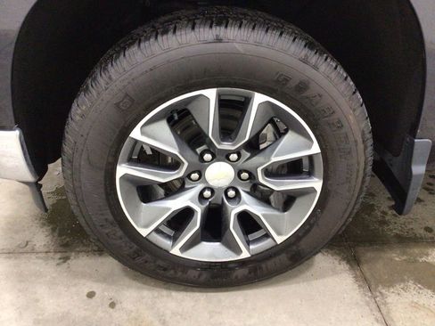 Used 2023 Chevrolet Silverado 1500 LT image 8