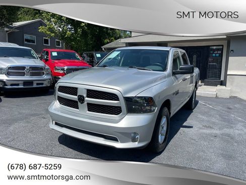 Used 2017 RAM 1500 Express w/ Express Value Package RWD image 1