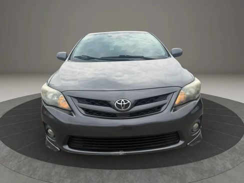 Used 2013 Toyota Corolla S w/ Premium Pkg FWD image 2