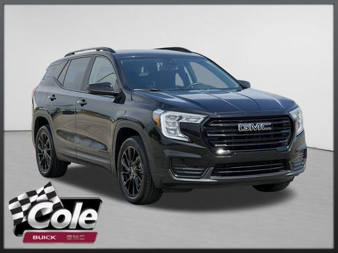 Certified 2023 GMC Terrain SLE w/ Driver Convenience Package AWD/4WD image 1