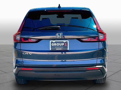 Used 2025 Honda CR-V LX image 5