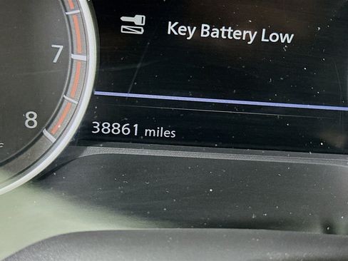 Used 2023 Nissan Rogue SL image 19