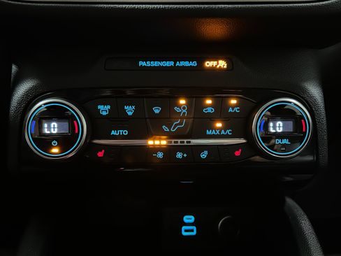 Used 2021 Ford Escape SEL AWD/4WD image 8
