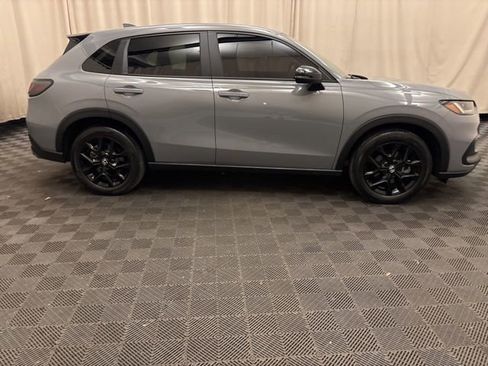 Used 2024 Honda HR-V Sport image 4