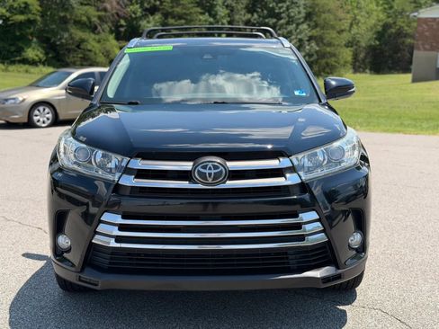 Used 2017 Toyota Highlander Limited AWD/4WD image 12