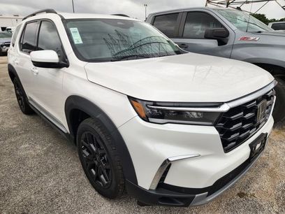 Used 2025 Honda Pilot Touring