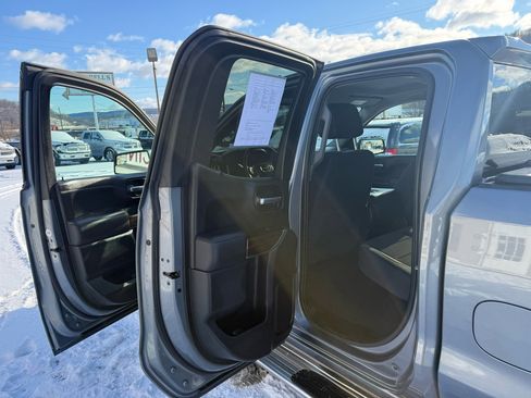 Used 2019 GMC Sierra 1500 SLE w/ SLE Value Package image 35