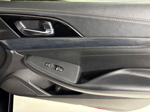 Used 2020 Nissan Maxima Platinum w/ Sport Mat Group FWD image 13