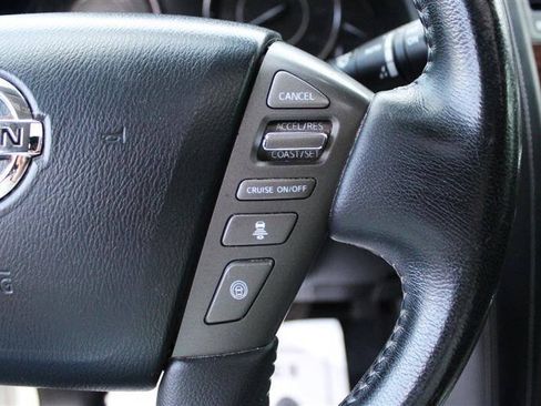 Used 2018 Nissan Armada Platinum w/ Interior Lighting Package AWD/4WD image 18