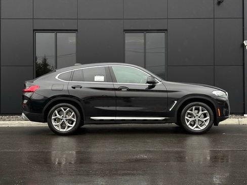 Used 2024 BMW X4 xDrive30i w/ Premium Package AWD/4WD image 9