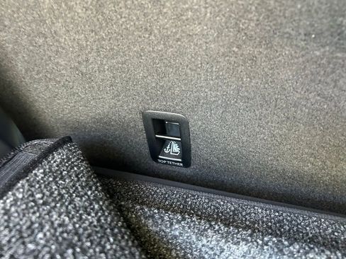 New 2026 Volkswagen Atlas Cross Sport SE image 44