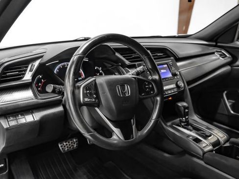 Used 2019 Honda Civic Sport image 3