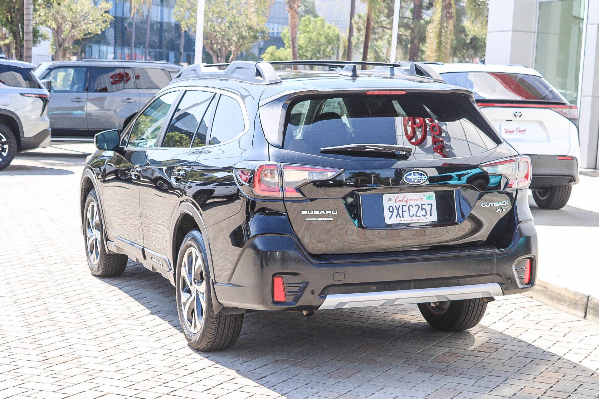 Used 2020 Subaru Outback Limited XT AWD/4WD image 9