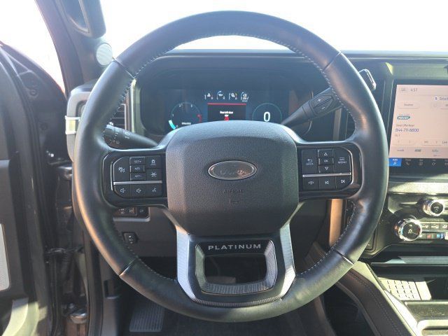 Used 2025 Ford F250 Platinum AWD/4WD image 9