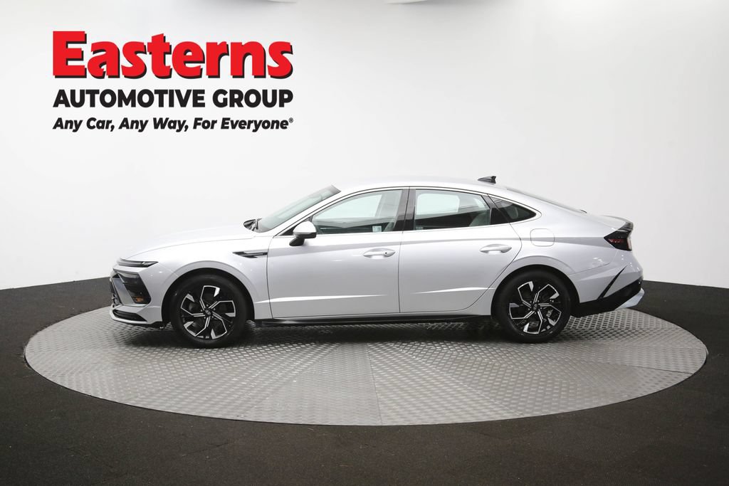 Used 2025 Hyundai Sonata SEL FWD image 62