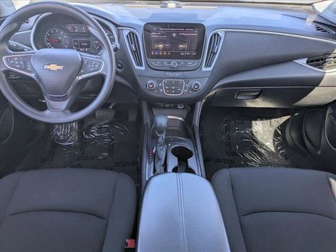 Used 2023 Chevrolet Malibu LT image 17