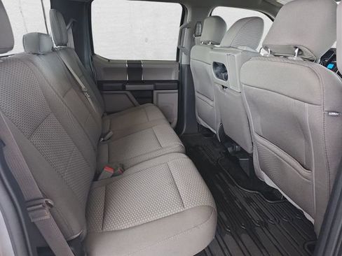 Used 2020 Ford F150 XLT image 11