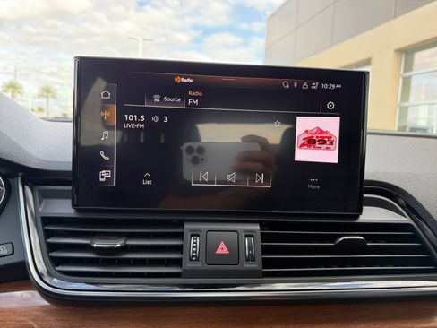 Used 2021 Audi Q5 Premium w/ Convenience Package image 12