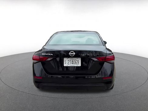 Used 2025 Nissan Sentra S image 12