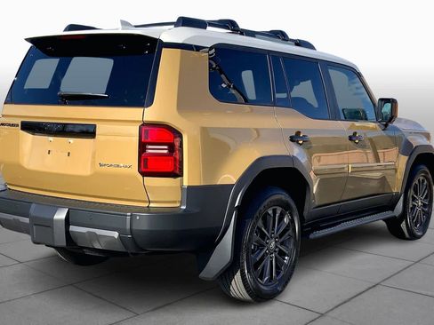 Certified 2025 Toyota Land Cruiser image 12