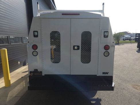 Used 2016 Ford E-350 and Econoline 350 Super Duty w/ Power Windows & Locks Group image 10