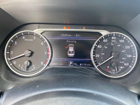 Used 2025 Nissan Sentra SV FWD image 20