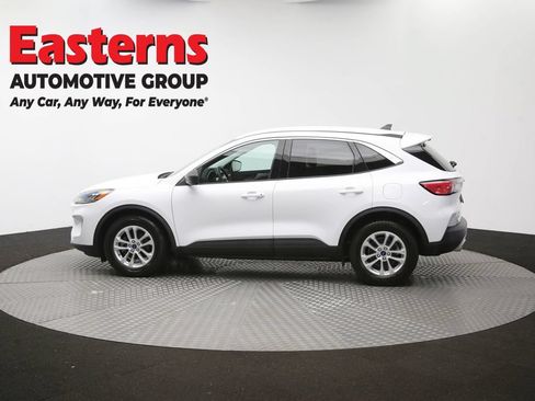 Used 2022 Ford Escape SE FWD image 60