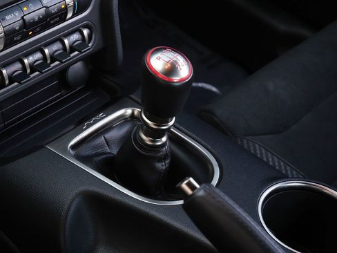 Used 2018 Ford Mustang Shelby GT350R w/ GT350R Equipment Group 920A image 16