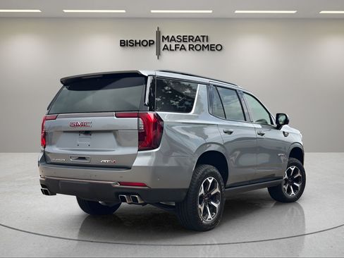 Used 2026 GMC Yukon AT4 Ultimate AWD/4WD image 4