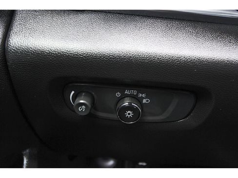 Used 2019 Chevrolet Traverse LS FWD image 25