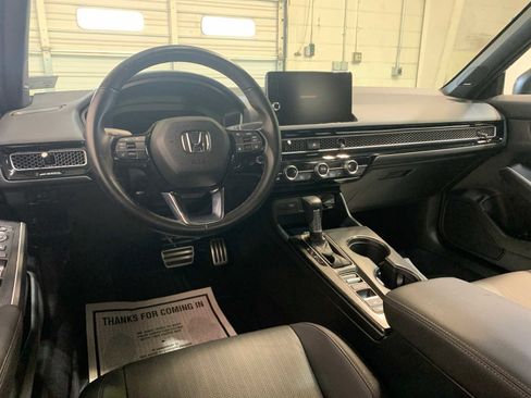 Used 2025 Honda Civic Sport Touring image 4