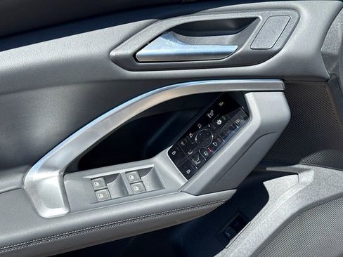 Certified 2025 Audi Q5 Premium Plus w/ Premium Plus image 17