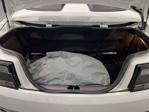 Used 2013 Aston Martin V8 Vantage Roadster image 42