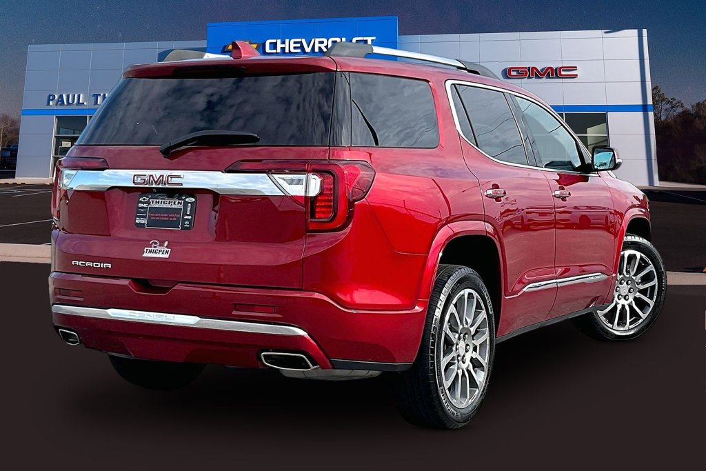 Used 2023 GMC Acadia Denali w/ Denali Ultimate Package FWD image 7