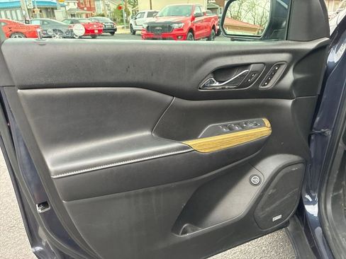 Used 2018 GMC Acadia Denali w/ LPO, Protection Package image 9