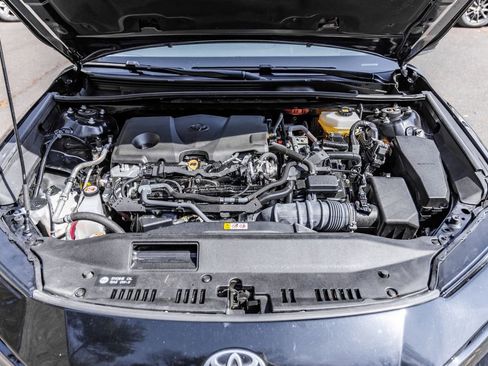 Used 2025 Toyota Camry LE image 27