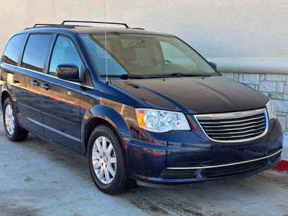 Used 2016 Chrysler Town & Country LX