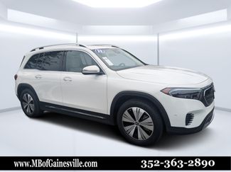 Used 2023 Mercedes-Benz EQB 300 4MATIC video 1