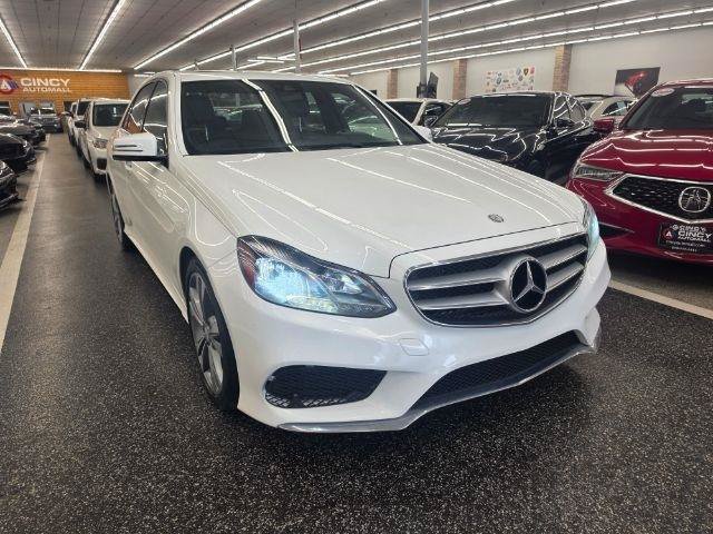 Used 2016 Mercedes-Benz E 350 Sedan w/ Premium Package image 4